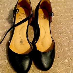 Ziera Kumfs Mary Janes in 40xw